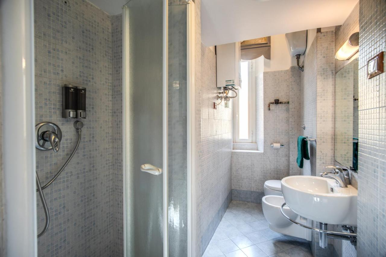 Residenza Regina Appartement Rome Buitenkant foto